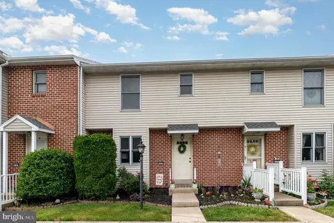 6275 Haydon Ct, Mechanicsburg, PA 17050