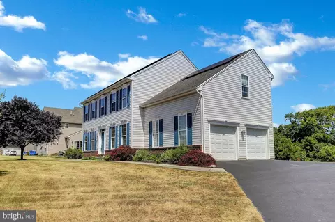 19 Hunt Pl, Mechanicsburg, PA 17050