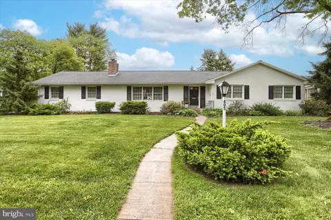 605 Devonshire Dr, Carlisle, PA 17013