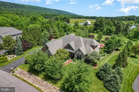 5043 Pellingham Cir, Enola, PA 17025