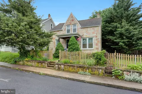 316 Fort St, Shippensburg, PA 17257