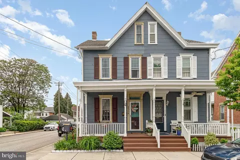 330 S Pitt St, Carlisle, PA 17013
