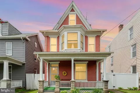 717 Hummel Ave, Lemoyne, PA 17043