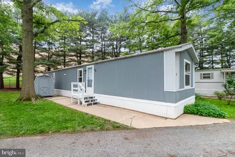 6331 Brandy Ln #30, Mechanicsburg, PA 17050