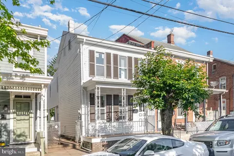 530 N Pitt St, Carlisle, PA 17013