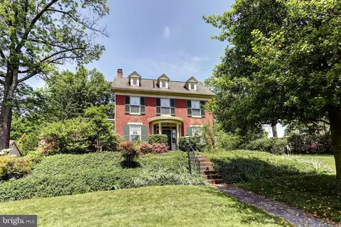 1812 Walnut St, Camp Hill, PA 17011