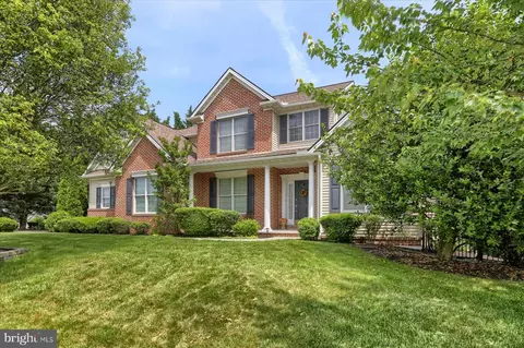 1140 Newbold Ln, Mechanicsburg, PA 17050