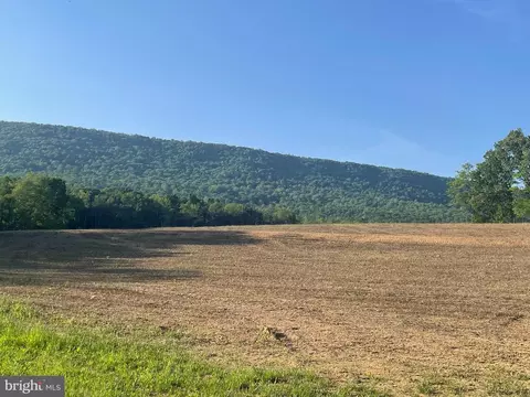 4 Dogwood Acres Acres, Newville, PA 17241
