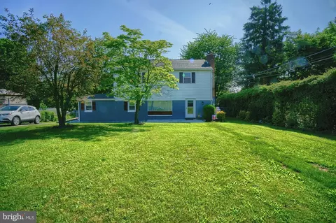 202 2nd St, Summerdale, PA 17093