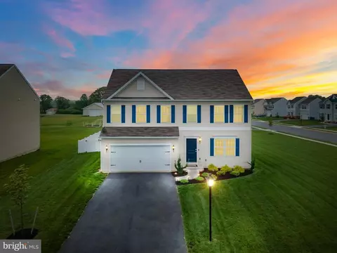 12 Bennington Way, Carlisle, PA 17013