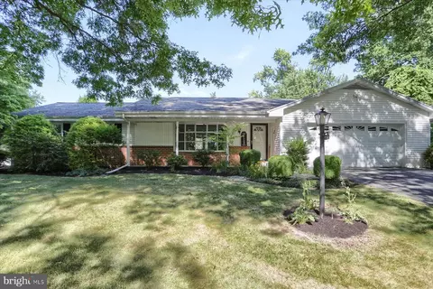 430 Orrs Bridge Rd, Camp Hill, PA 17011