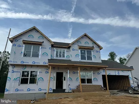 225 Westgate Dr, Mount Holly Springs, PA 17065