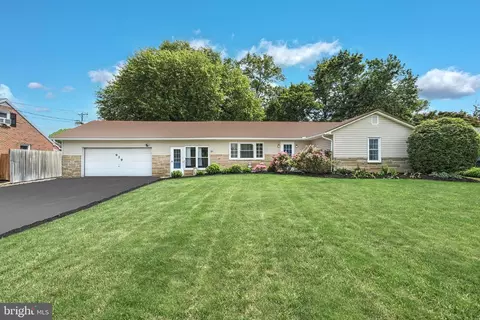 929 Hamilton St, Carlisle, PA 17013