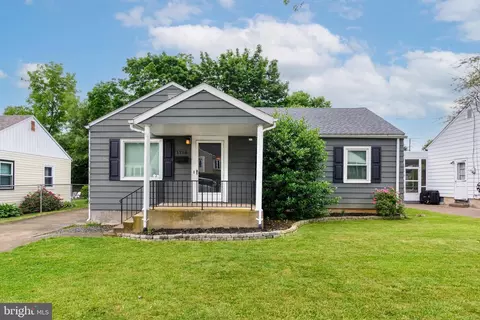 1718 Sherwood Rd, New Cumberland, PA 17070