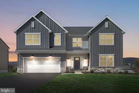 113 S Mountain Dr, Carlisle, PA 17013