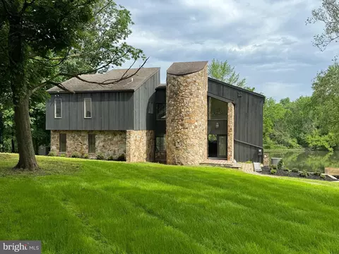 100 Willow Mill Park, Mechanicsburg, PA 17050