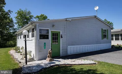 48 Country View Est, Newville, PA 17241