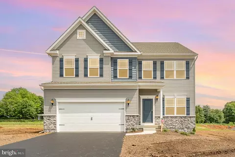 1 Darby Ct, Carlisle, PA 17013