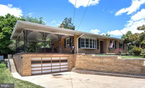 308 W Maplewood Ave, Mechanicsburg, PA 17055