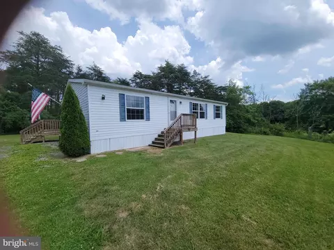 1555 Longs Gap Rd, Carlisle, PA 17013
