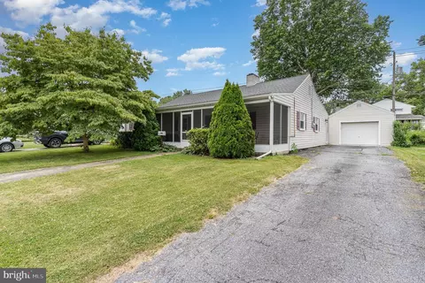 1014 Allen St, New Cumberland, PA 17070