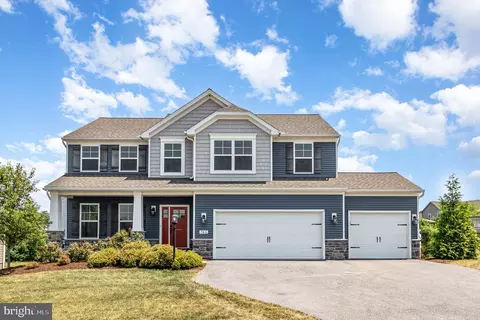 743 Appalachian Ave, Carlisle, PA 17013