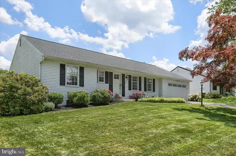 521 Joyce Rd, Camp Hill, PA 17011