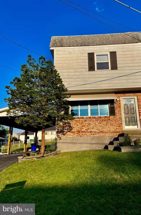 16 W Glenwood Dr #A, Camp Hill, PA 17011