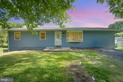 833 W Louther St, Carlisle, PA 17013