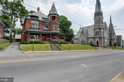 100 E Orange St, Shippensburg, PA 17257