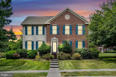 530 Brom Ct, Mechanicsburg, PA 17050