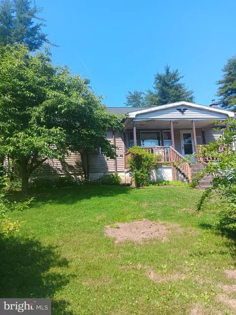 2016 Sheepford Rd, Mechanicsburg, PA 17055