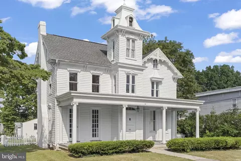 405 S Market St, Mechanicsburg, PA 17055