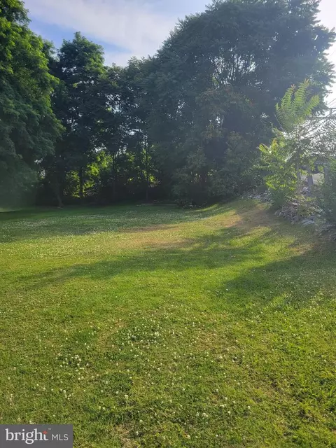 300 Stella St, Wormleysburg, PA 17043