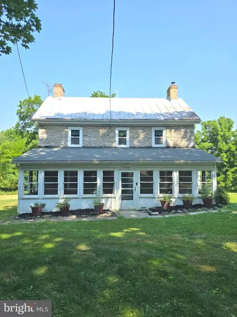 970 S Spring Garden St, Carlisle, PA 17013