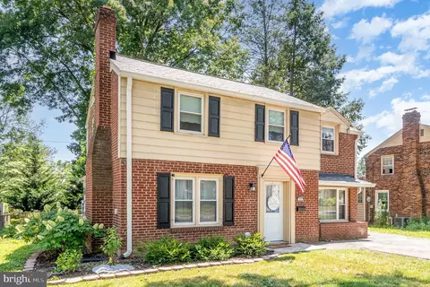 1607 Carlisle Rd, Camp Hill, PA 17011