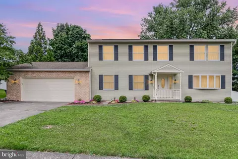 708 Alberta Ave, Mechanicsburg, PA 17050