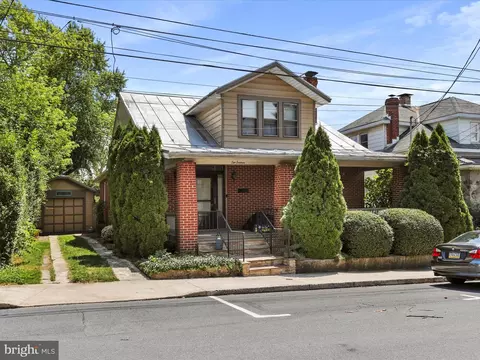 216 E Burd St, Shippensburg, PA 17257