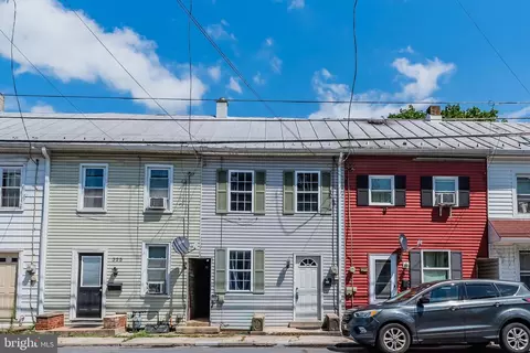 323 N East St, Carlisle, PA 17013