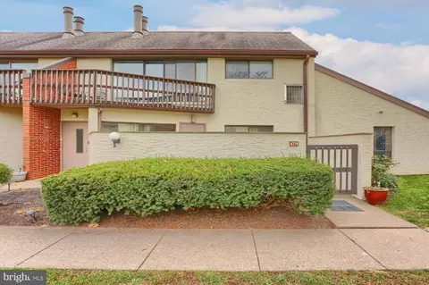 1072 Lancaster #16, Mechanicsburg, PA 17055