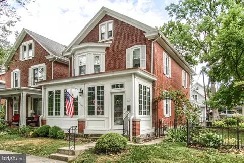 337 Graham St, Carlisle, PA 17013