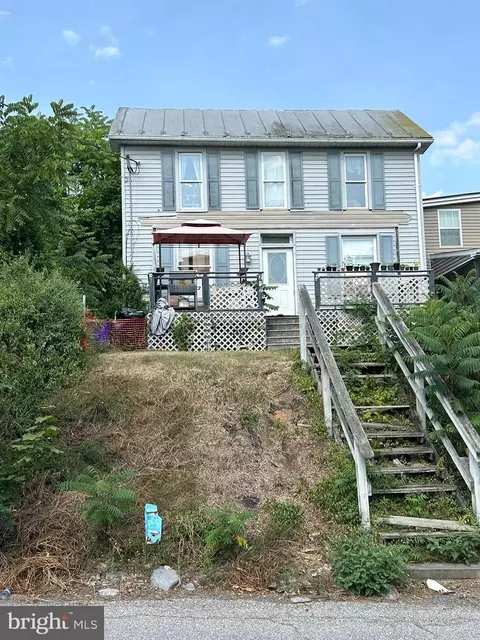 217 S Penn St, Shippensburg, PA 17257