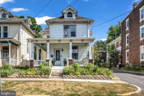 352 Bosler Ave, Lemoyne, PA 17043