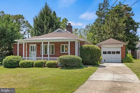 322 Beverly Rd, Camp Hill, PA 17011