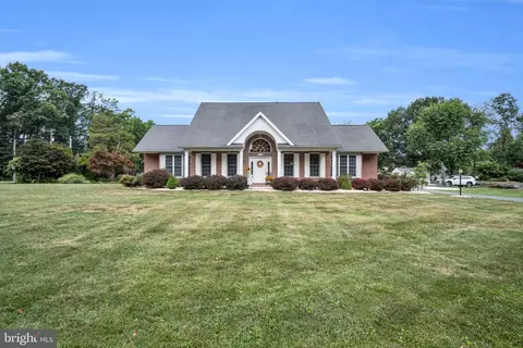 1028 Rockledge Dr, Carlisle, PA 17015