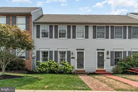 4125 Kittatinny Dr, Mechanicsburg, PA 17050