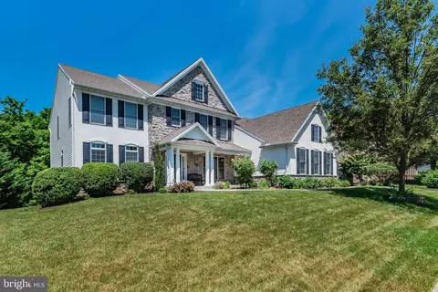 1330 Windsor Rd, Mechanicsburg, PA 17050