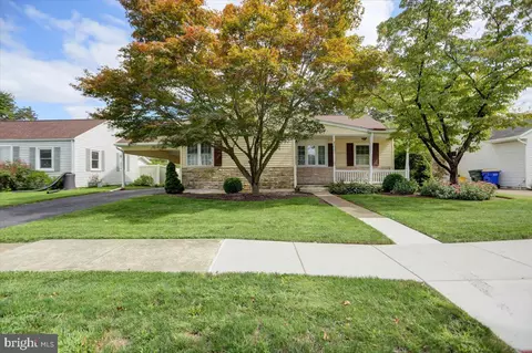 1309 Warwick Rd, Camp Hill, PA 17011