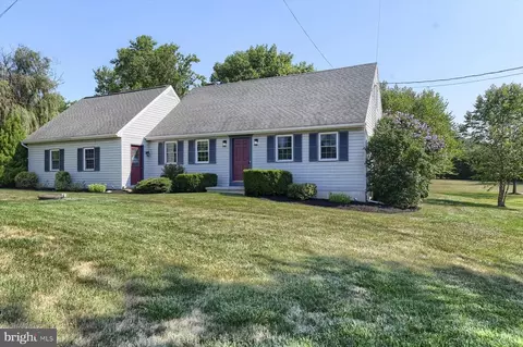 282 Rich Valley Rd, Mechanicsburg, PA 17050