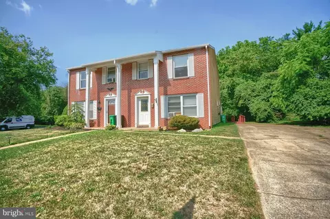 275 W Ridge St, Carlisle, PA 17013